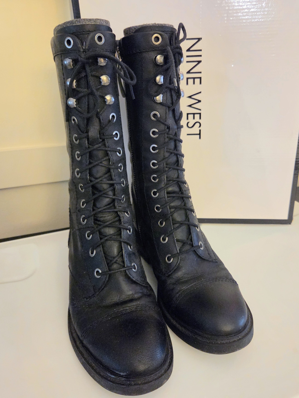 Nine West Black Combat Boots Lace-Up Black Leather Size 7 - Picture 3 of 9